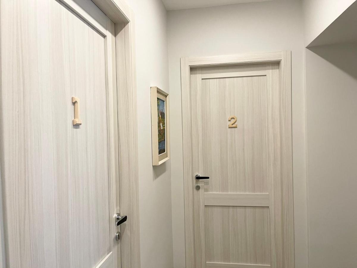 B&B Antichi Cortili แตร์มินิ อิเมเรเซ ภายนอก รูปภาพ